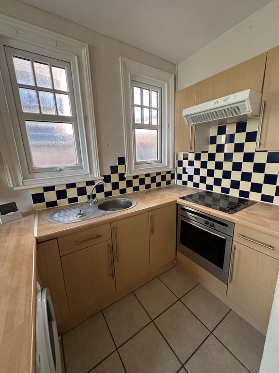 Property photo 3 of 5