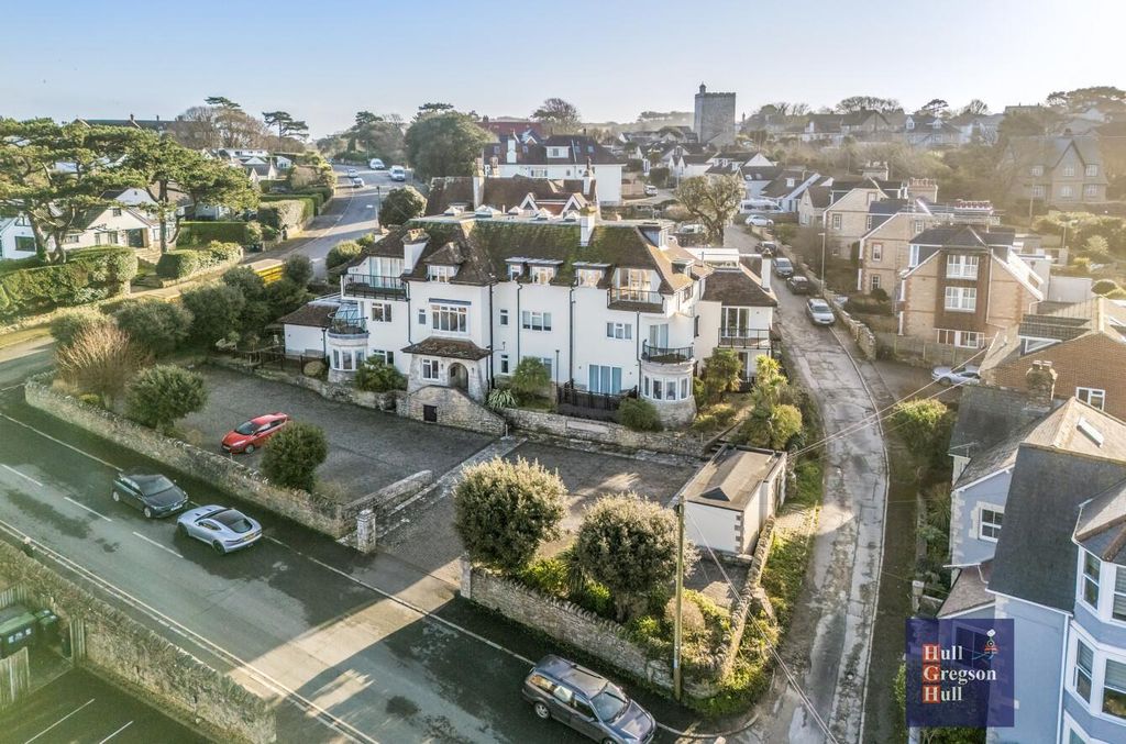 Property photo 2 of 19 E22Eaf22-6097-4F94-B9Ef-64F01c03B0c6.Jpg