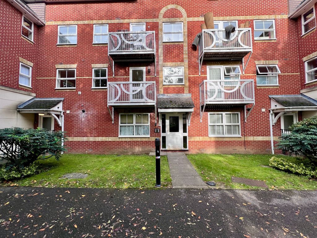 Property photo 2 of 9