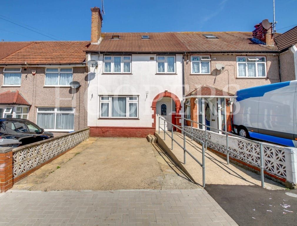 Property photo 1 of 18