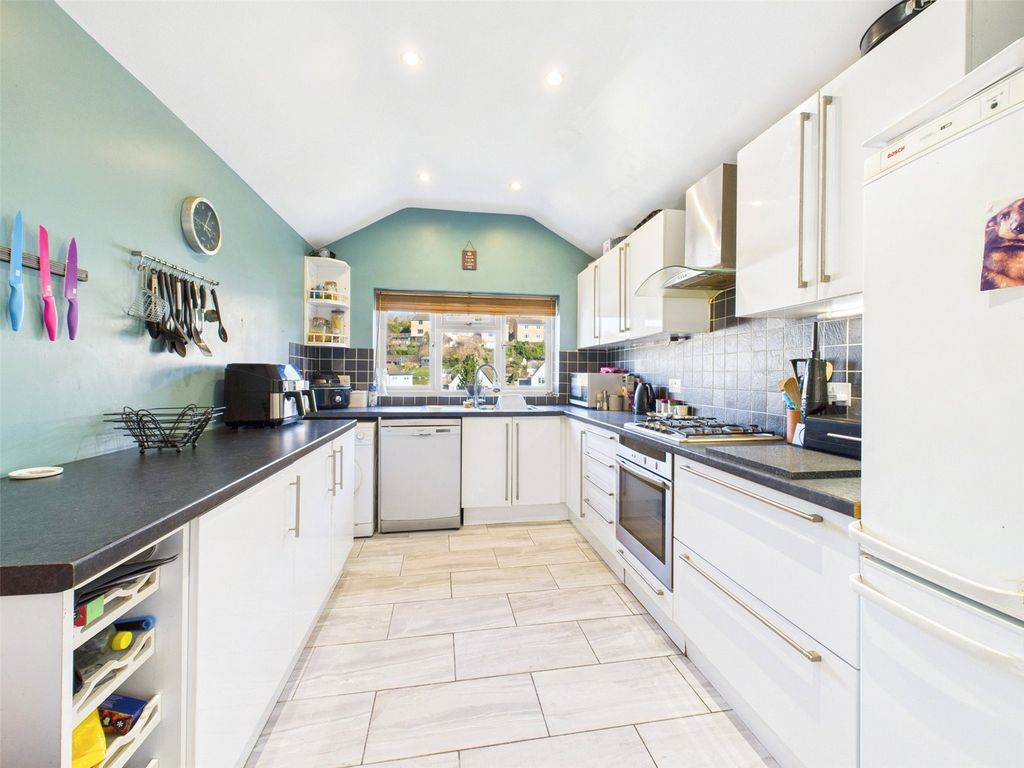 Property photo 3 of 13 Picture No. 02