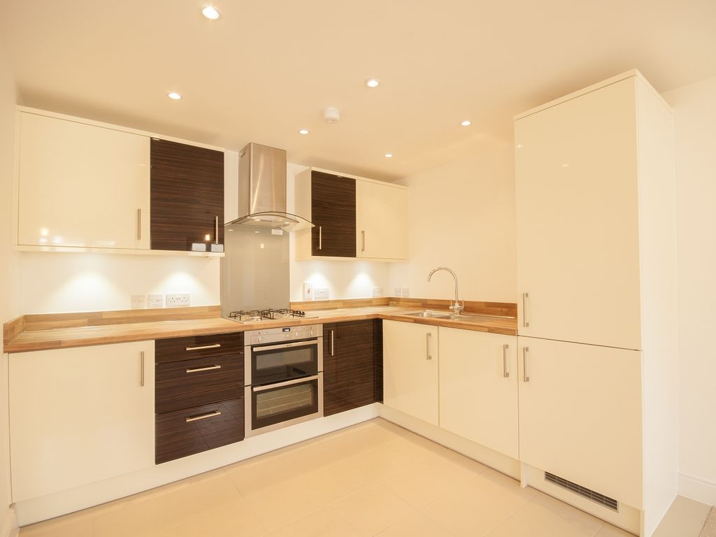 Property photo 2 of 7 Kitchen2