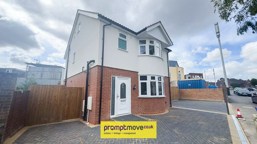 Property photo 1 of 12 Na