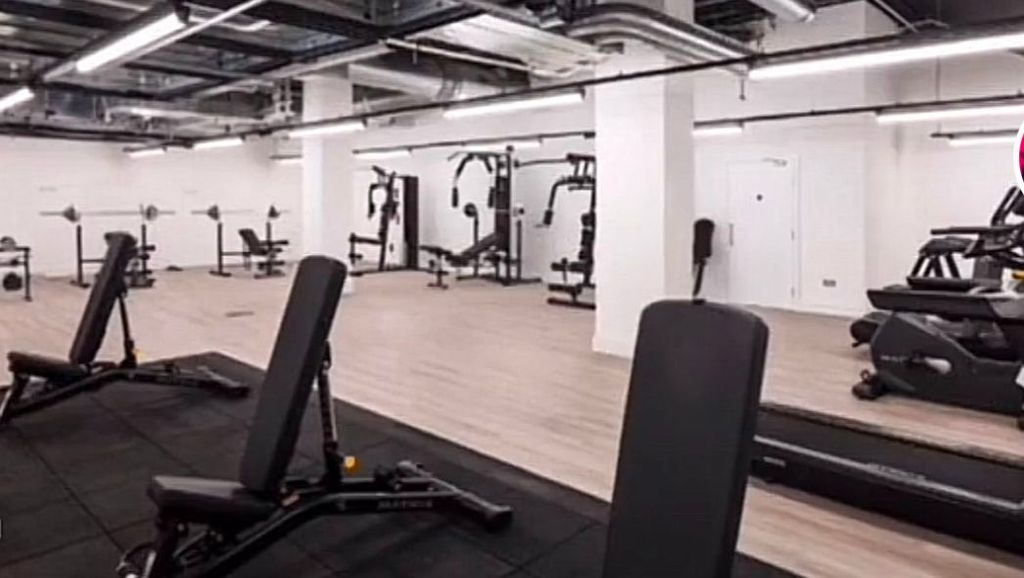 Property photo 3 of 7 Gym