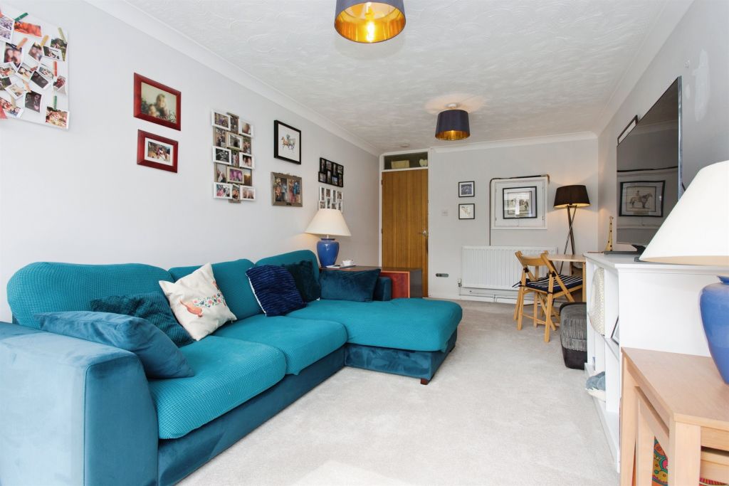 Property photo 3 of 16