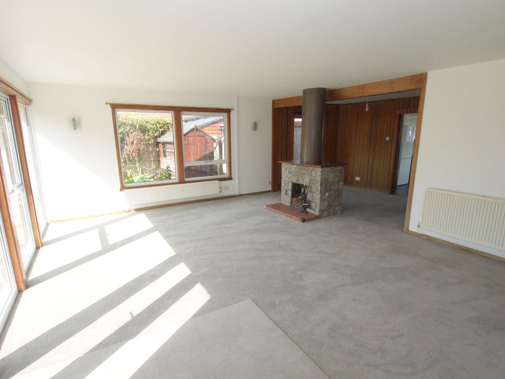 Property photo 2 of 9 Photograph 8