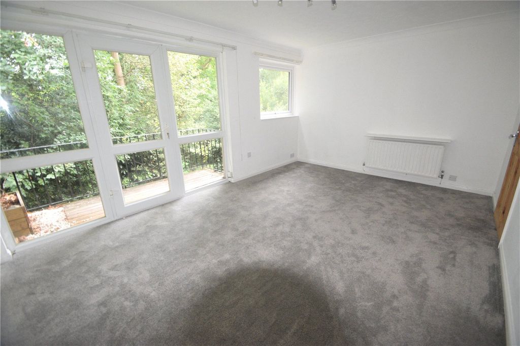 Property photo 3 of 6 Picture No. 07