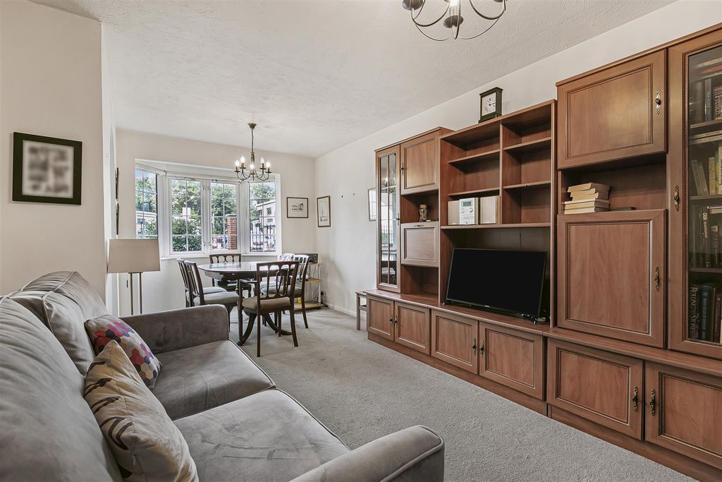 Property photo 2 of 15