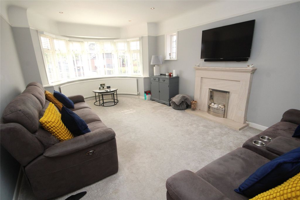 Property photo 3 of 17 Picture No. 06