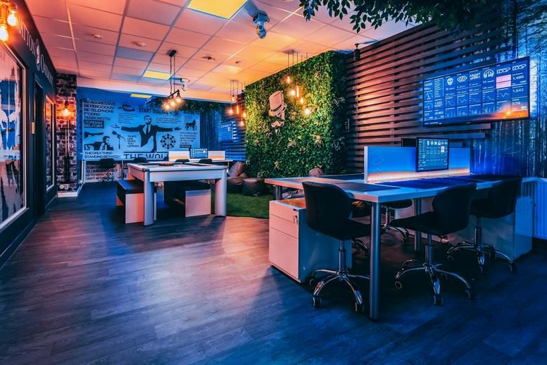 Property photo 2 of 28