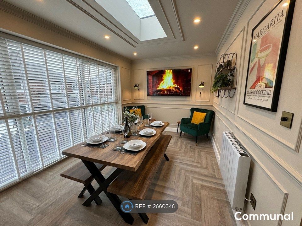 Property photo 2 of 26