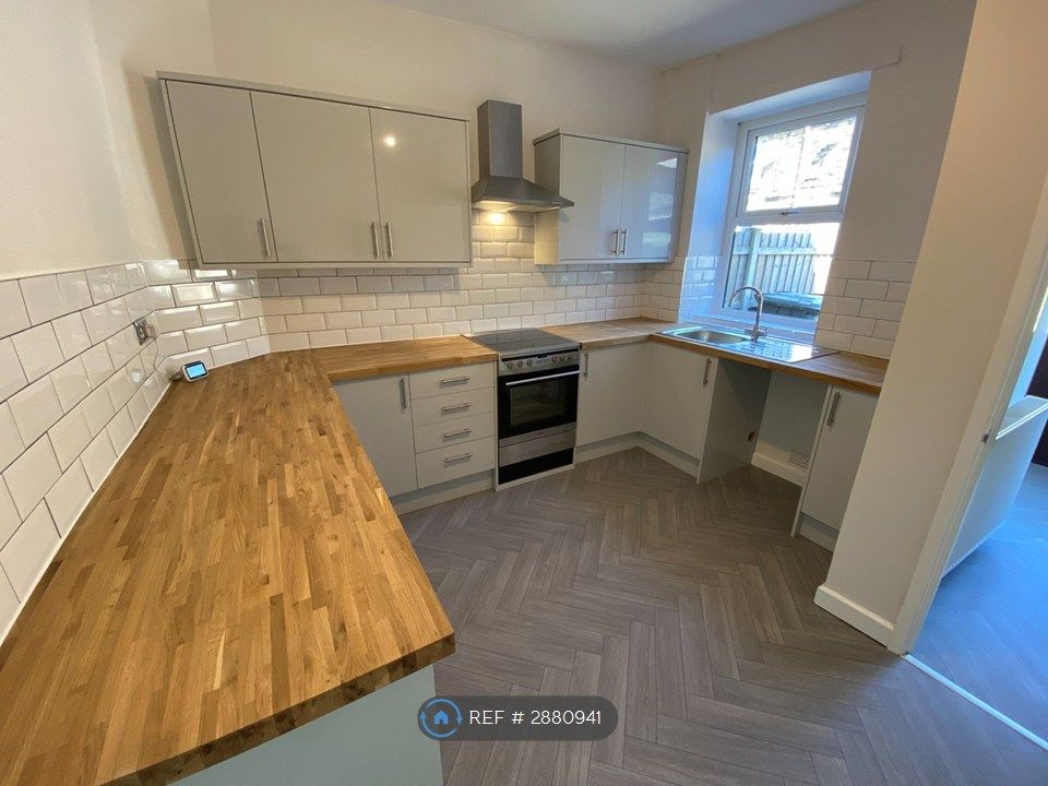 Property photo 3 of 15 Kitchen View 2