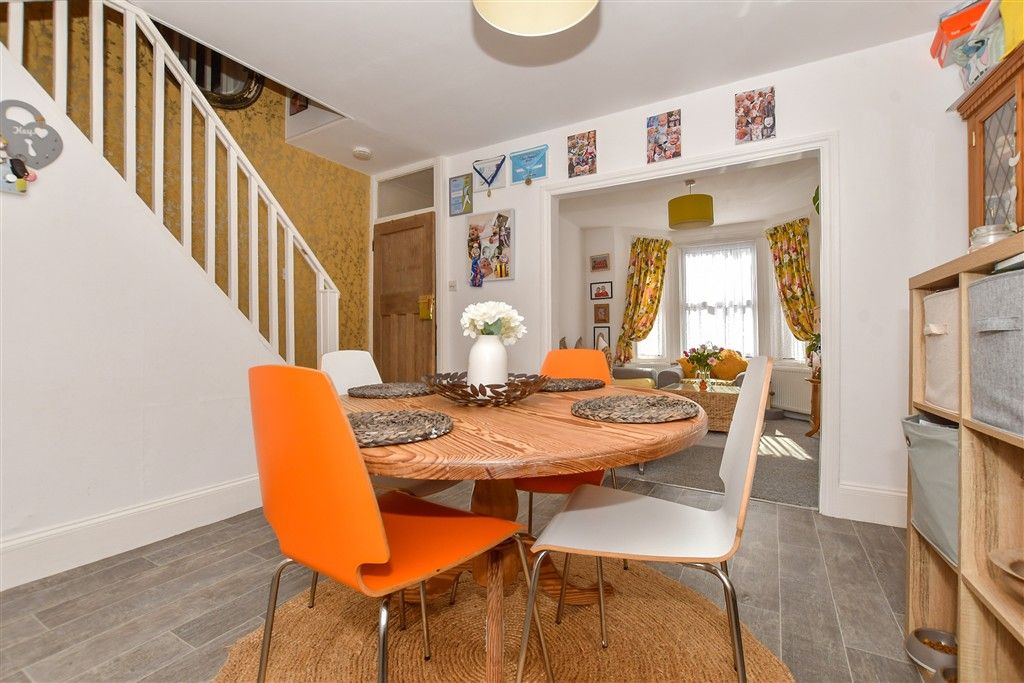 Property photo 3 of 12 Dining Area