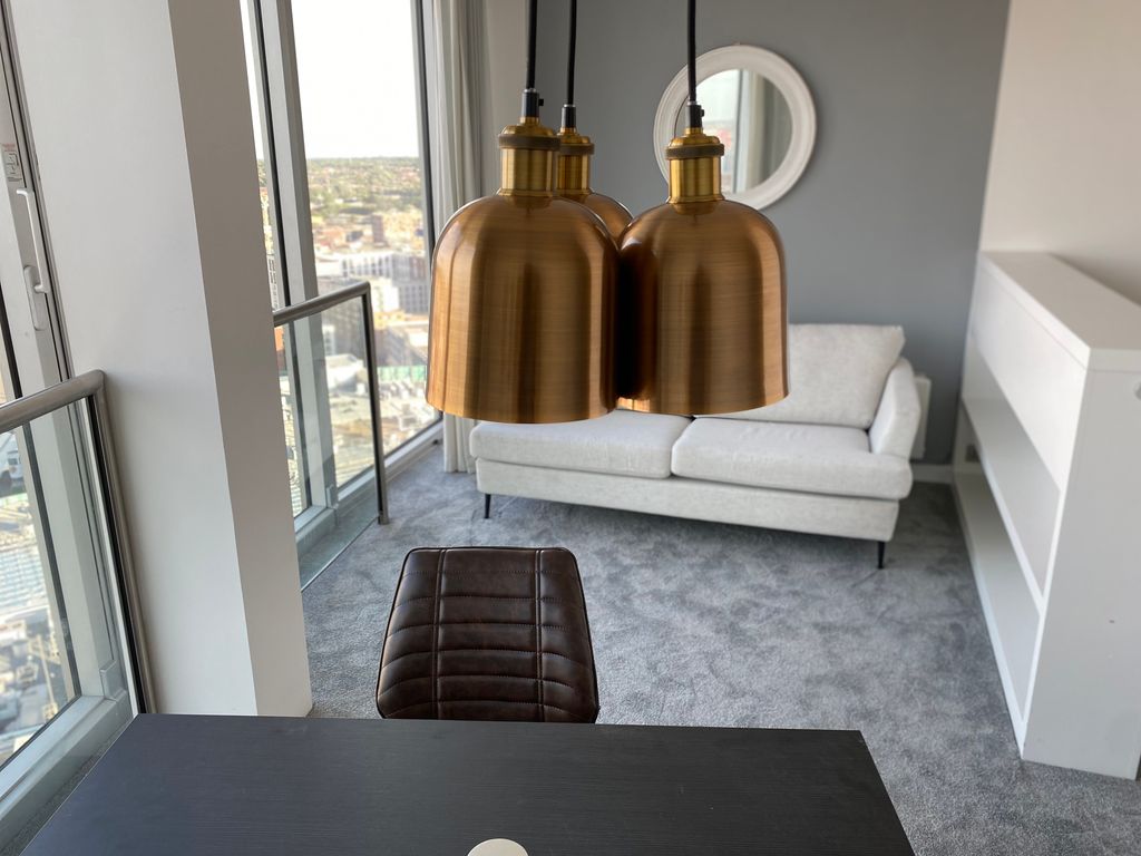 Property photo 3 of 11 R4