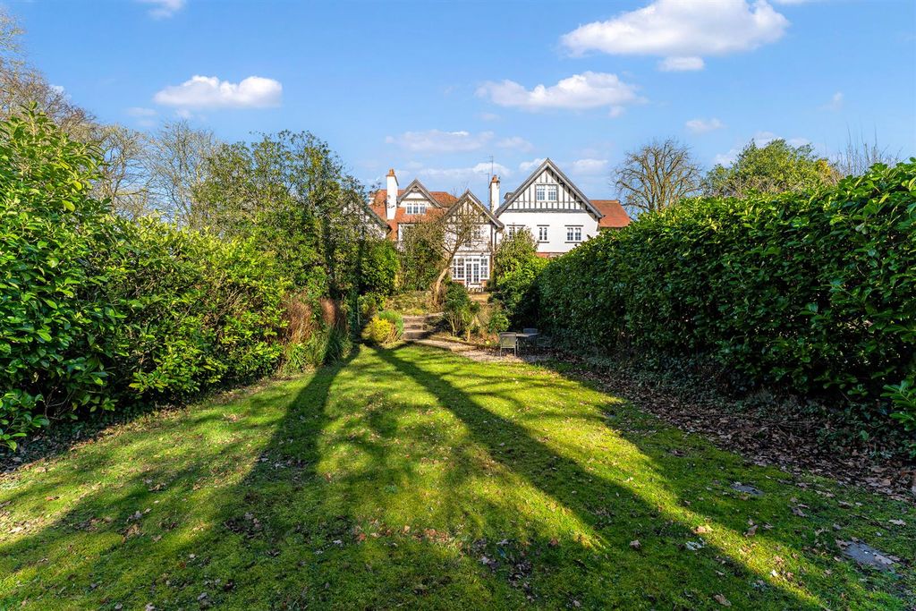 Property photo 3 of 49 The Coppice, South Downs Road66.Jpg