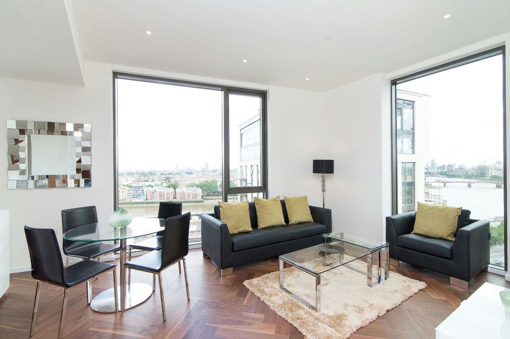 Property photo 1 of 7 Living Area