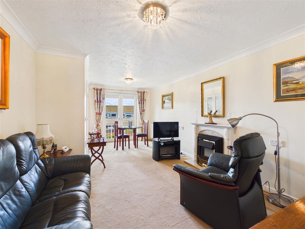 Property photo 2 of 16 Cam05193G0-Pr0159-Still005.Jpg