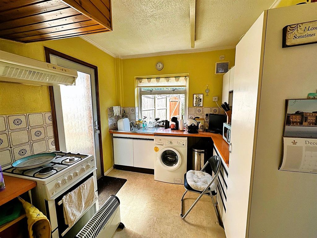 Property photo 3 of 11 3.Jpg