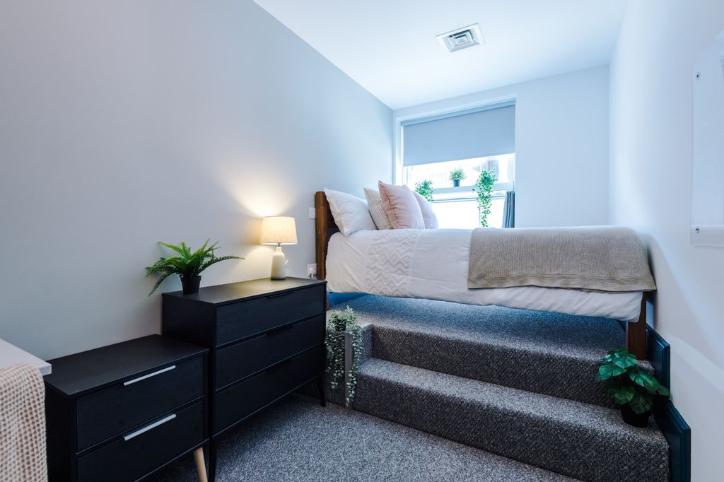 Property photo 3 of 22 Photo 2