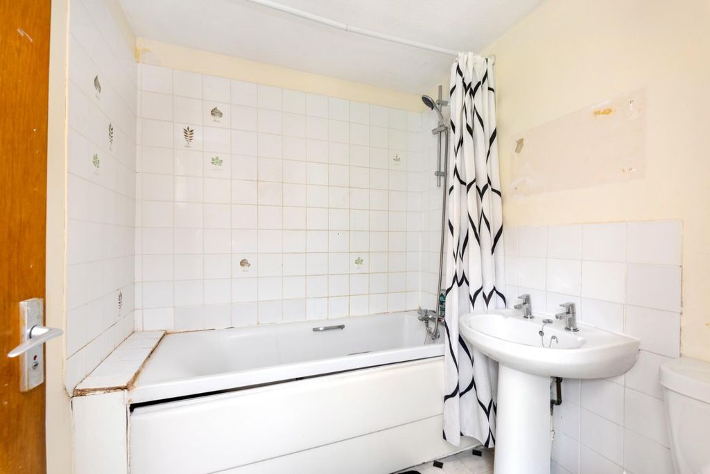 Additional image 9 of 1 bed flat for saleSpring Lane, Bath BA1