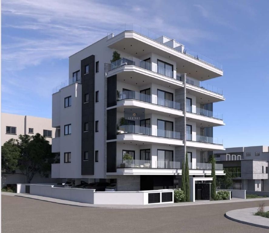 Property photo 1 of 3