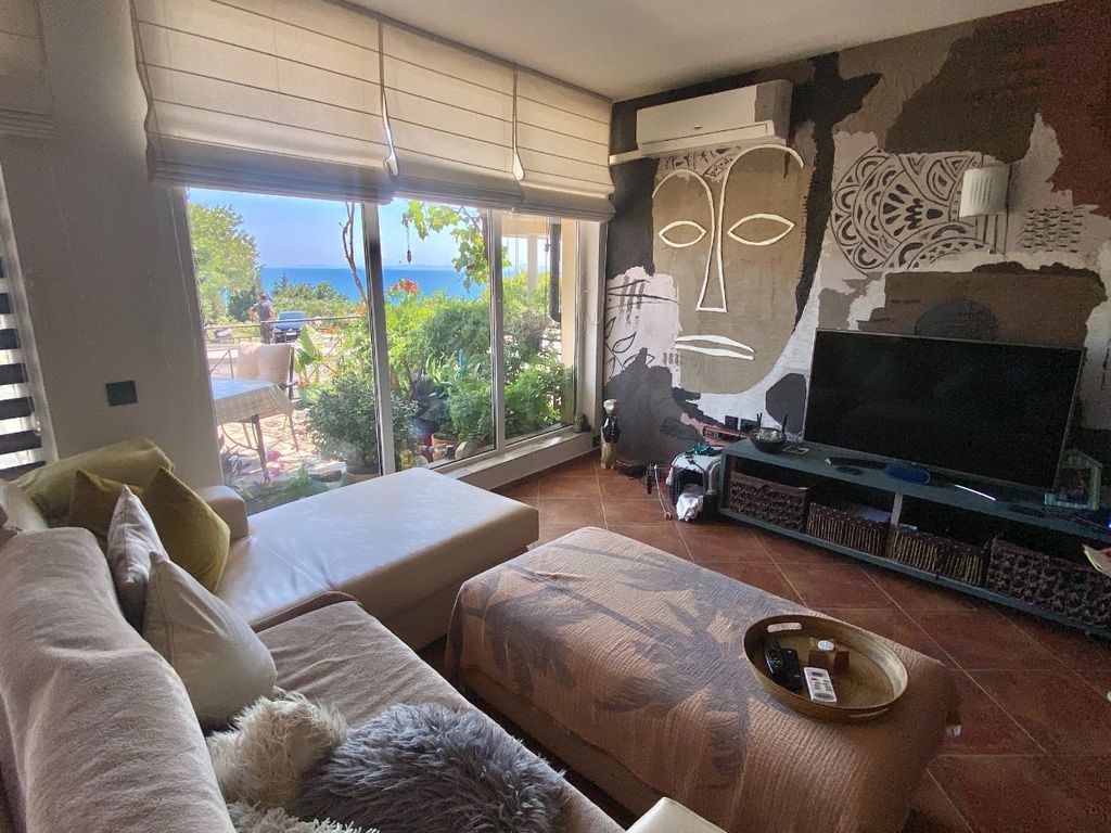 Property photo 2 of 26