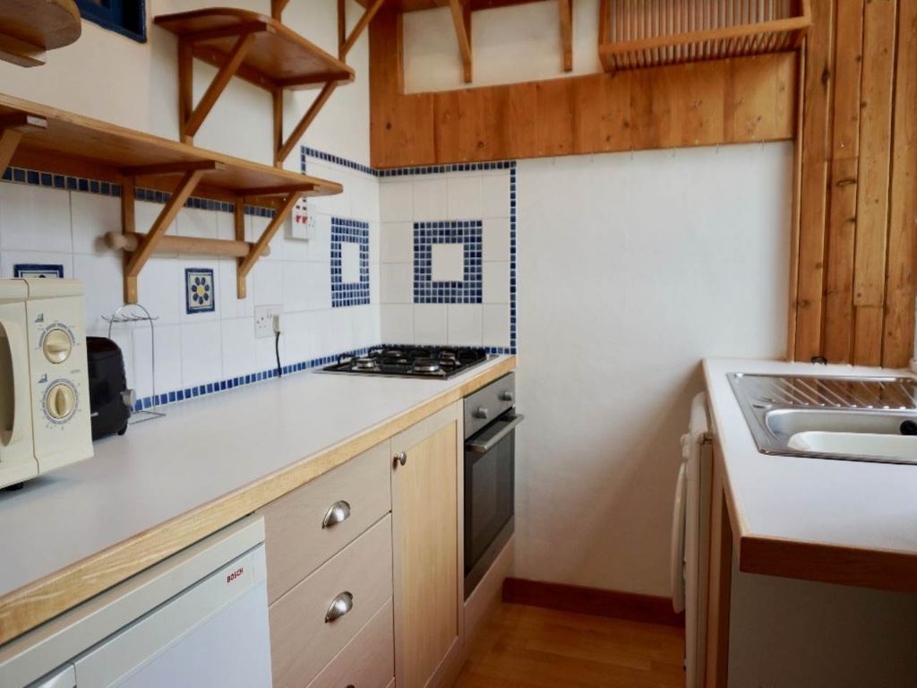 Property photo 3 of 11 Mar Kitchen