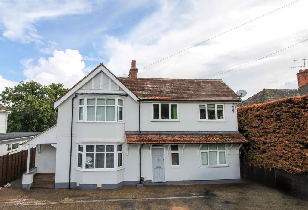 Property photo 1 of 14 Front