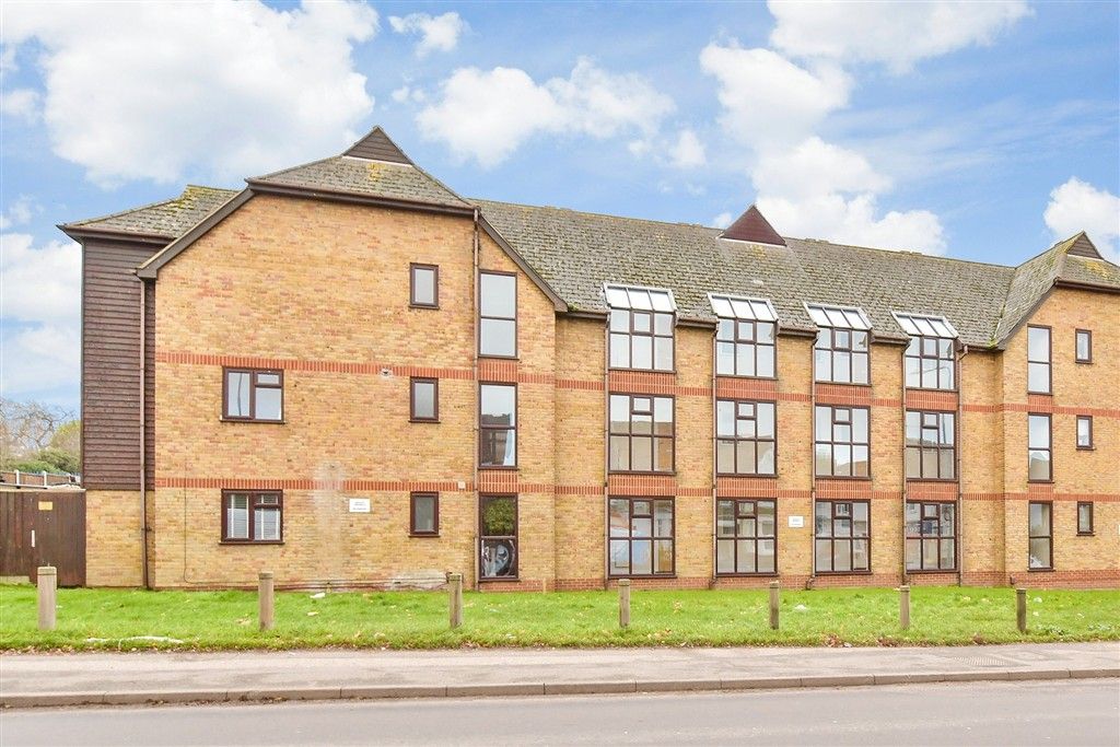 Property photo 3 of 6 External (Web)