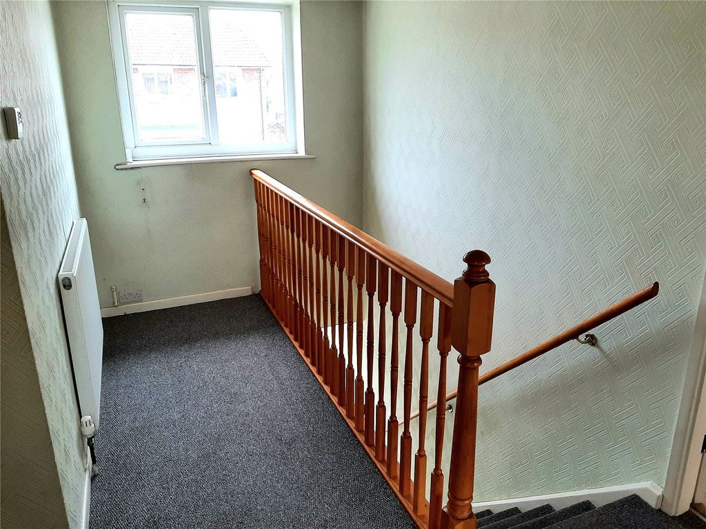 Property photo 2 of 13 Picture No. 28