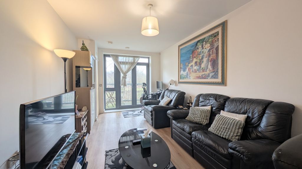 Property photo 2 of 12