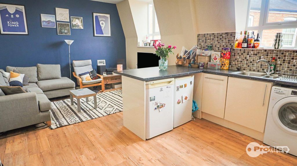 Property photo 3 of 16 Img_9760.Jpg