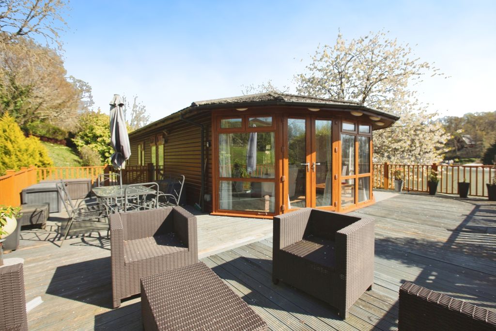 Property photo 2 of 18 Pic 1