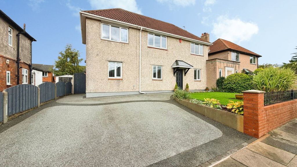 Property photo 1 of 27