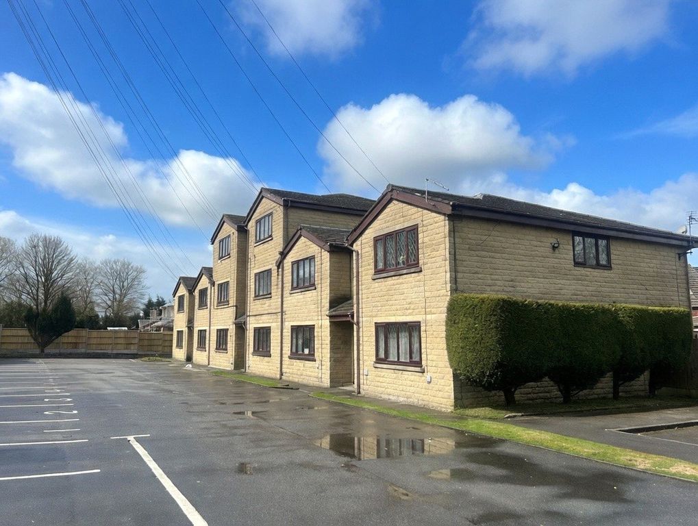 Property photo 1 of 12 External