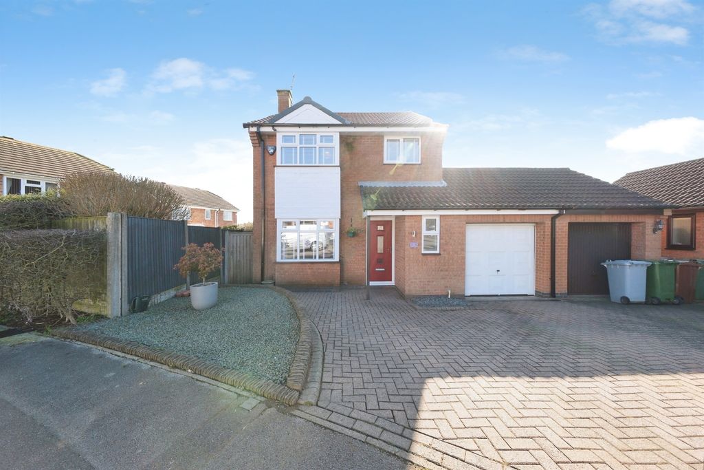 Property photo 1 of 21