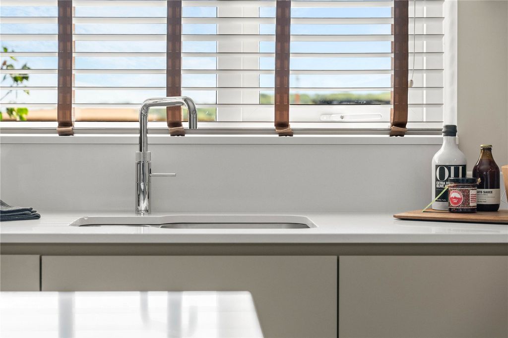 Property photo 3 of 15 Picture No. 21