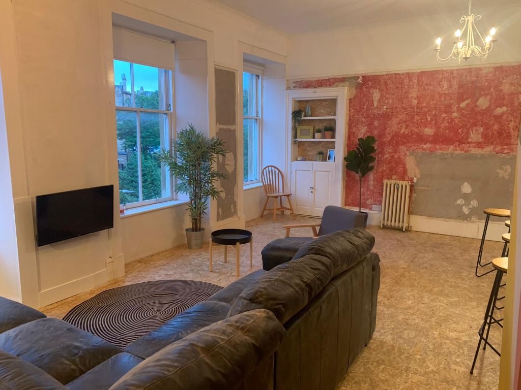 Property photo 3 of 11