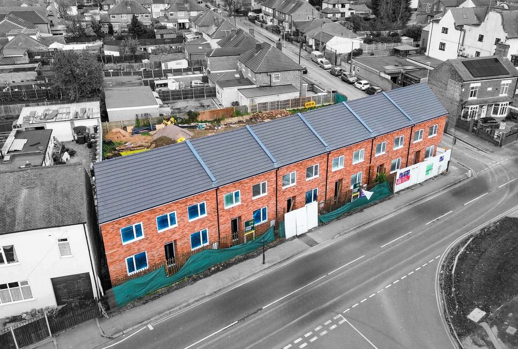 Property photo 1 of 4