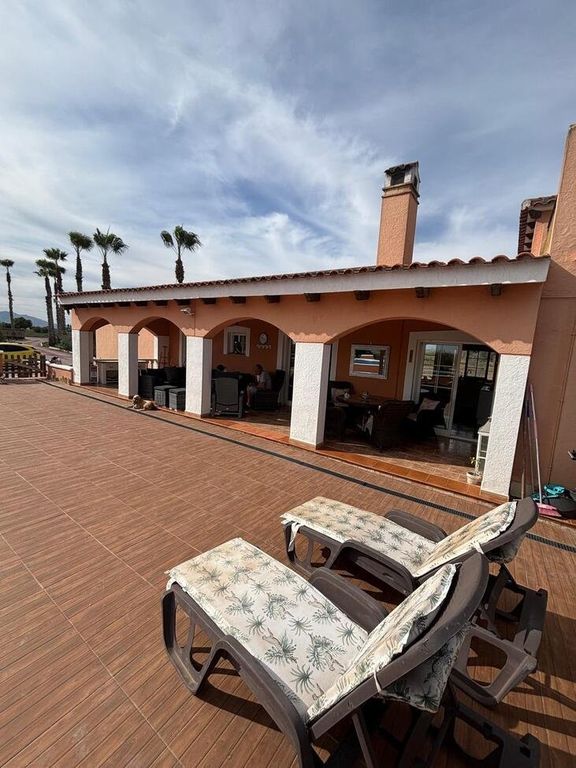 Property photo 1 of 42