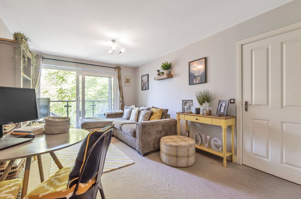 Property photo 3 of 12 Picture No. 03