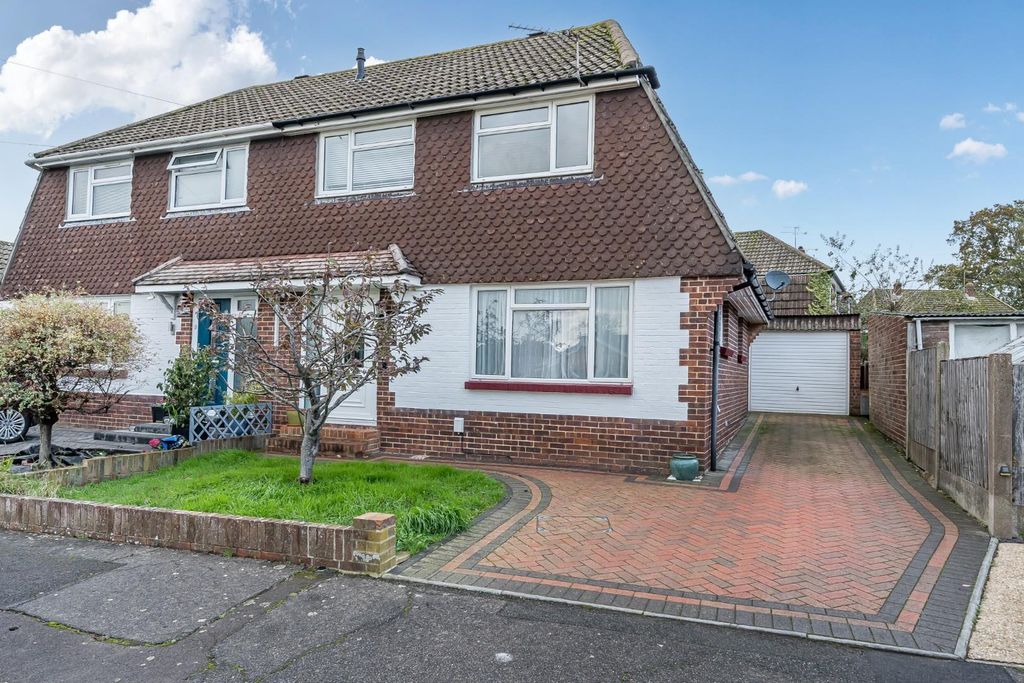 Property photo 2 of 17 23-1373026-12-6904F795c6A2d-23.Jpg