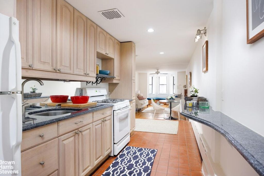 Property photo 2 of 7 <Alttext/>