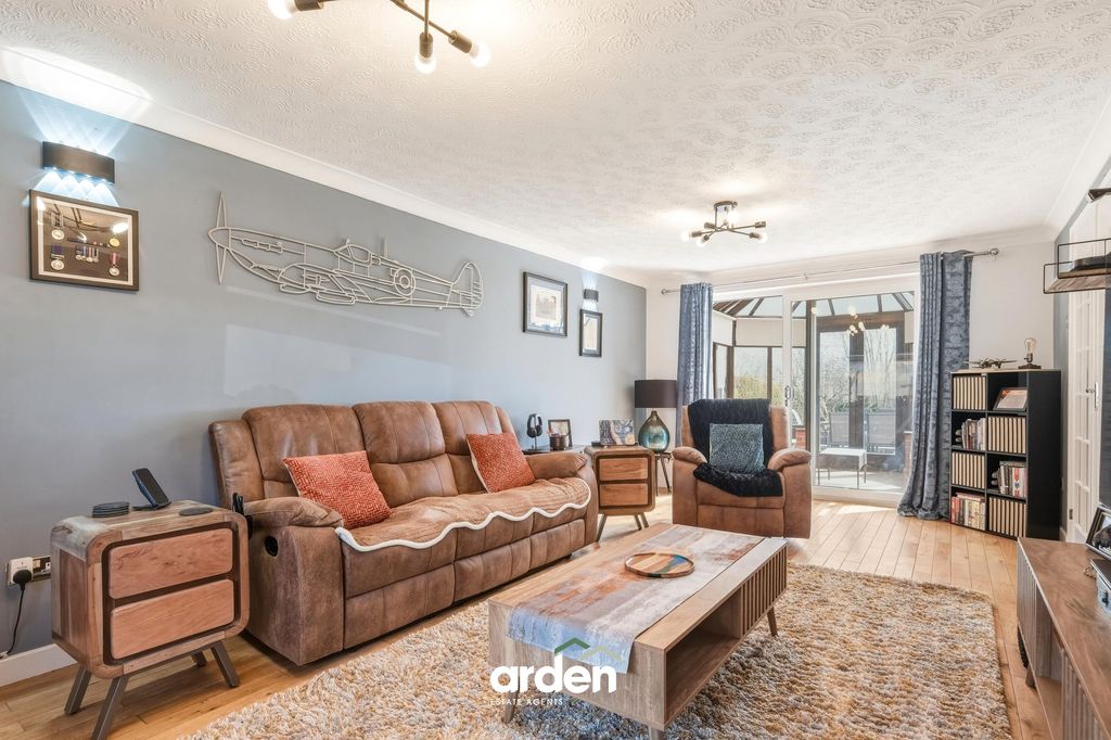 Property photo 3 of 18