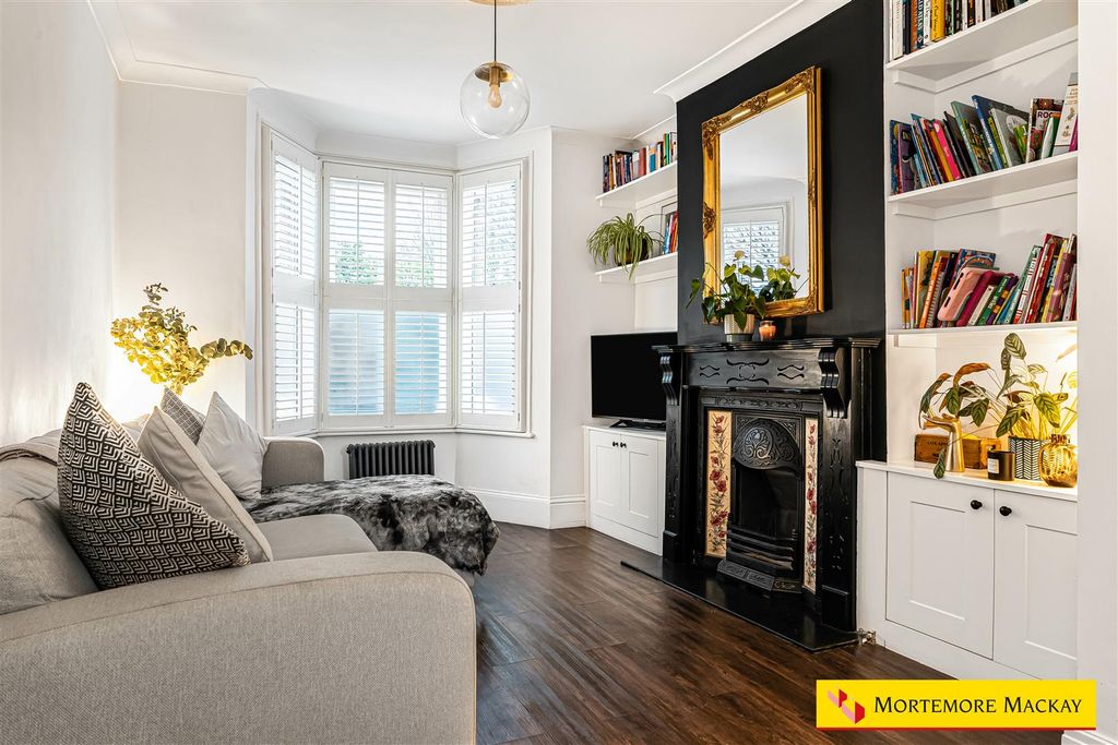 Property photo 2 of 39 27_70188_Watermarked.Jpg