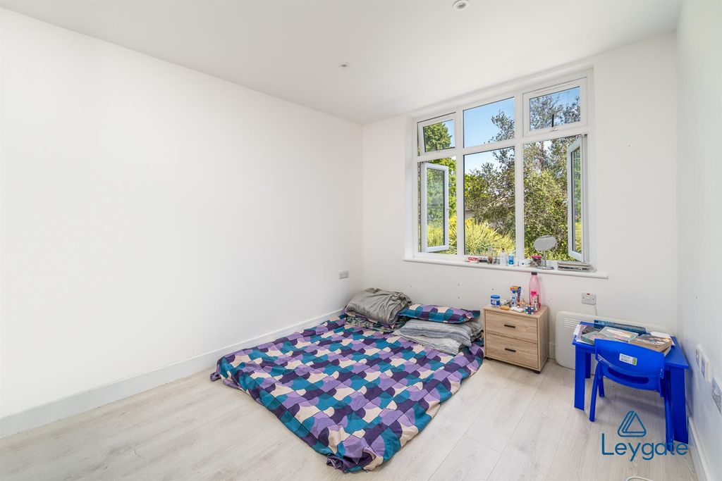 Property photo 2 of 6 Dsc05714-Edit.Jpg