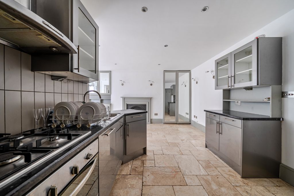 Property photo 3 of 14 Flat 1, 28 Lower Addison Gardens, Holland Park, London, W14 8Bq