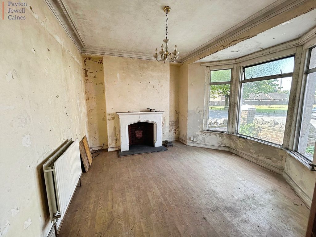 Property photo 2 of 9 Not Specified
