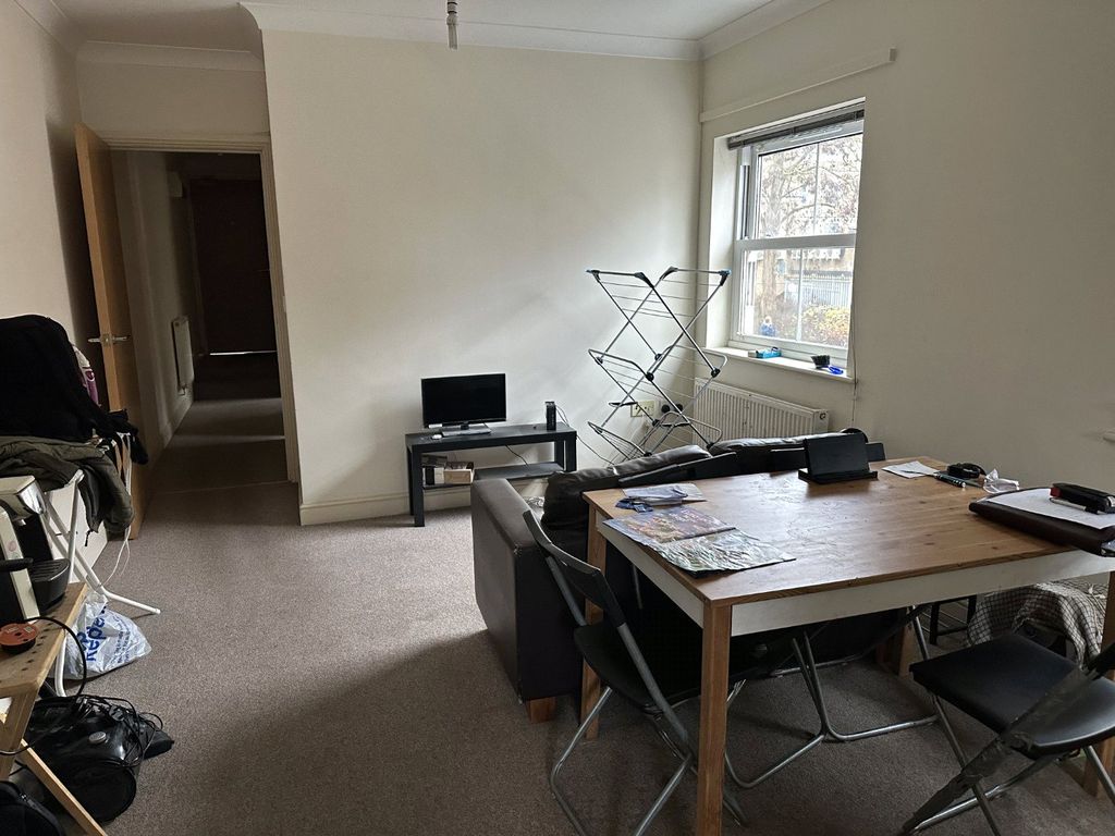 Property photo 2 of 6 Picture No. 06