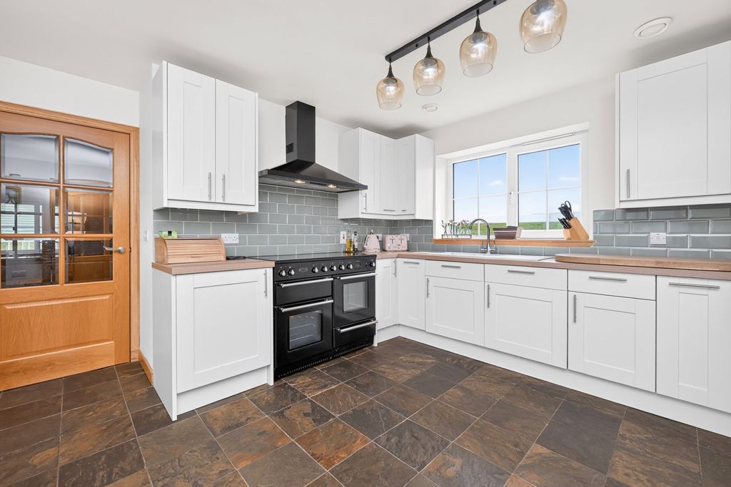 Additional image 8 of 5 bed detached house for saleGatahus, Cunningsburgh, Shetland ZE2